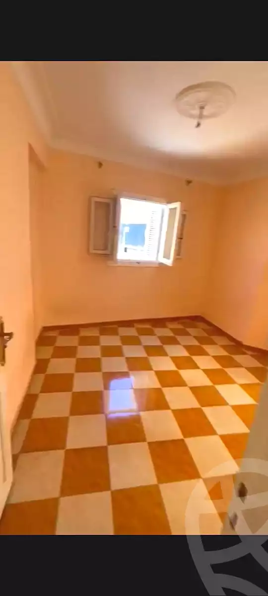https://aqarmap.com.eg/en/listing/6950155-for-sale-alexandria-al-agamy-el-kilo-21