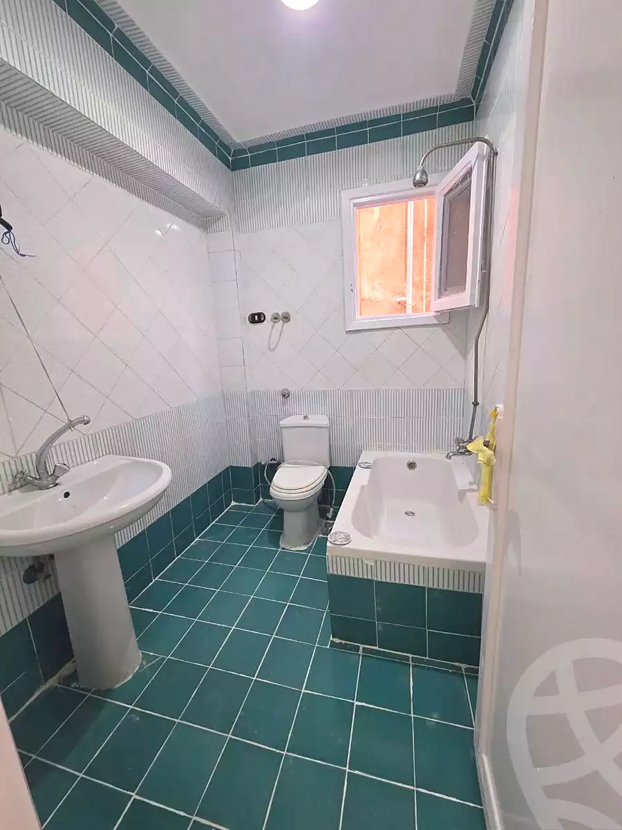 https://aqarmap.com.eg/en/listing/6950314-for-sale-alexandria-al-agamy-shataa-el-nakheel