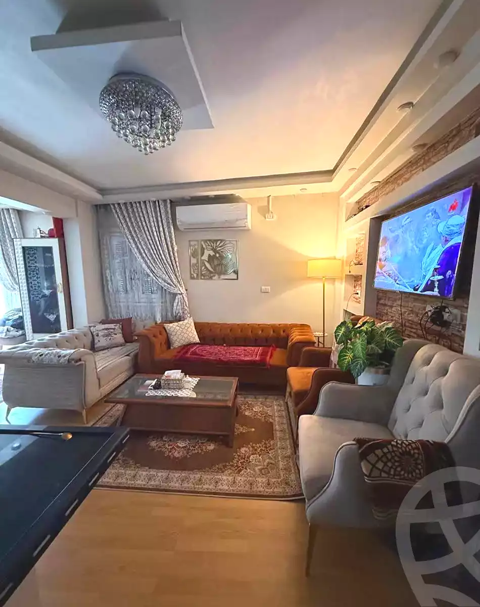 https://aqarmap.com.eg/ar/listing/6950599-for-sale-alexandria-miami-shr-jml-bd-lnsr