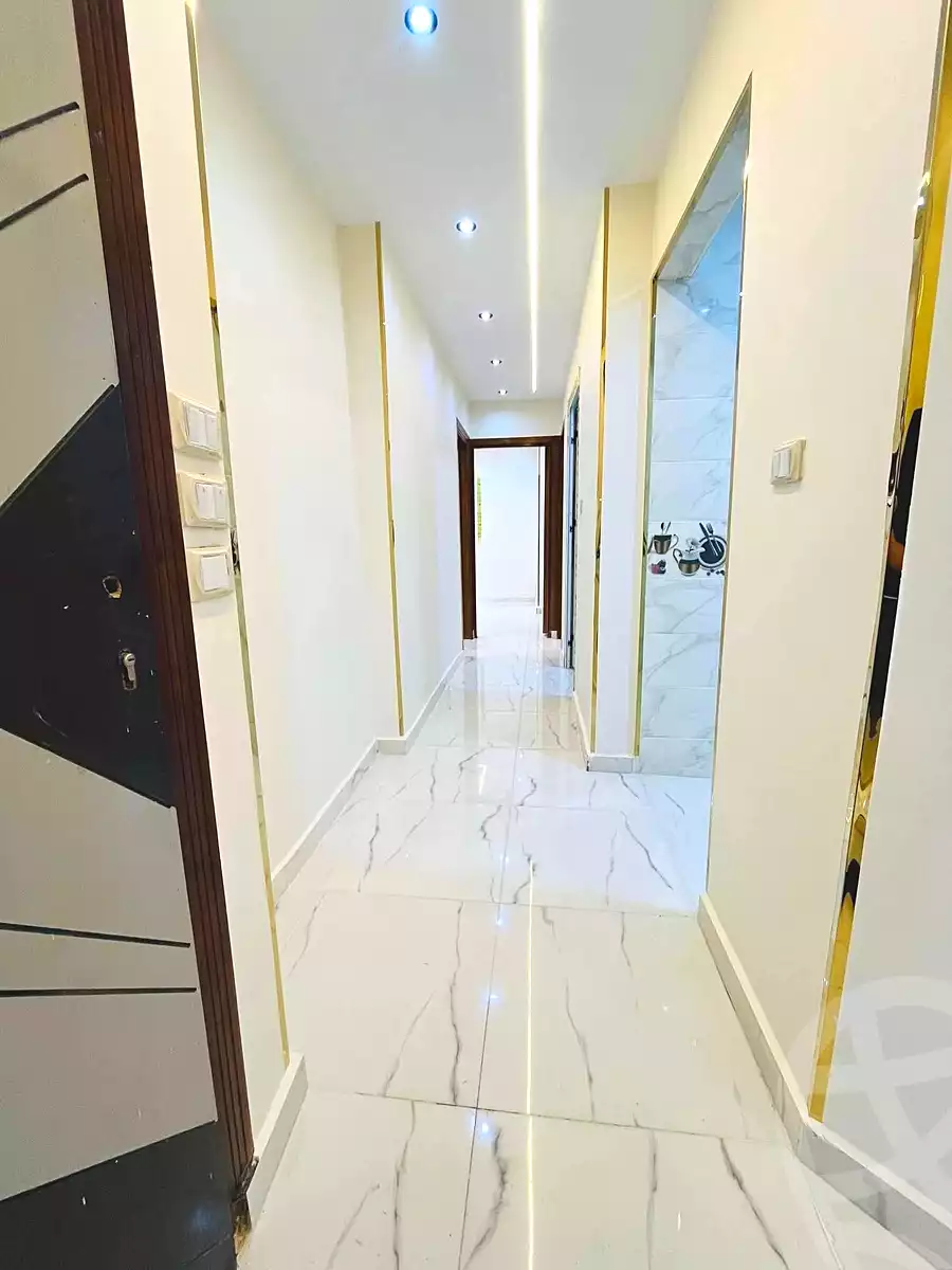 https://aqarmap.com.eg/ar/listing/6950875-for-sale-alexandria-al-agamy-lbytsh-bianchiii