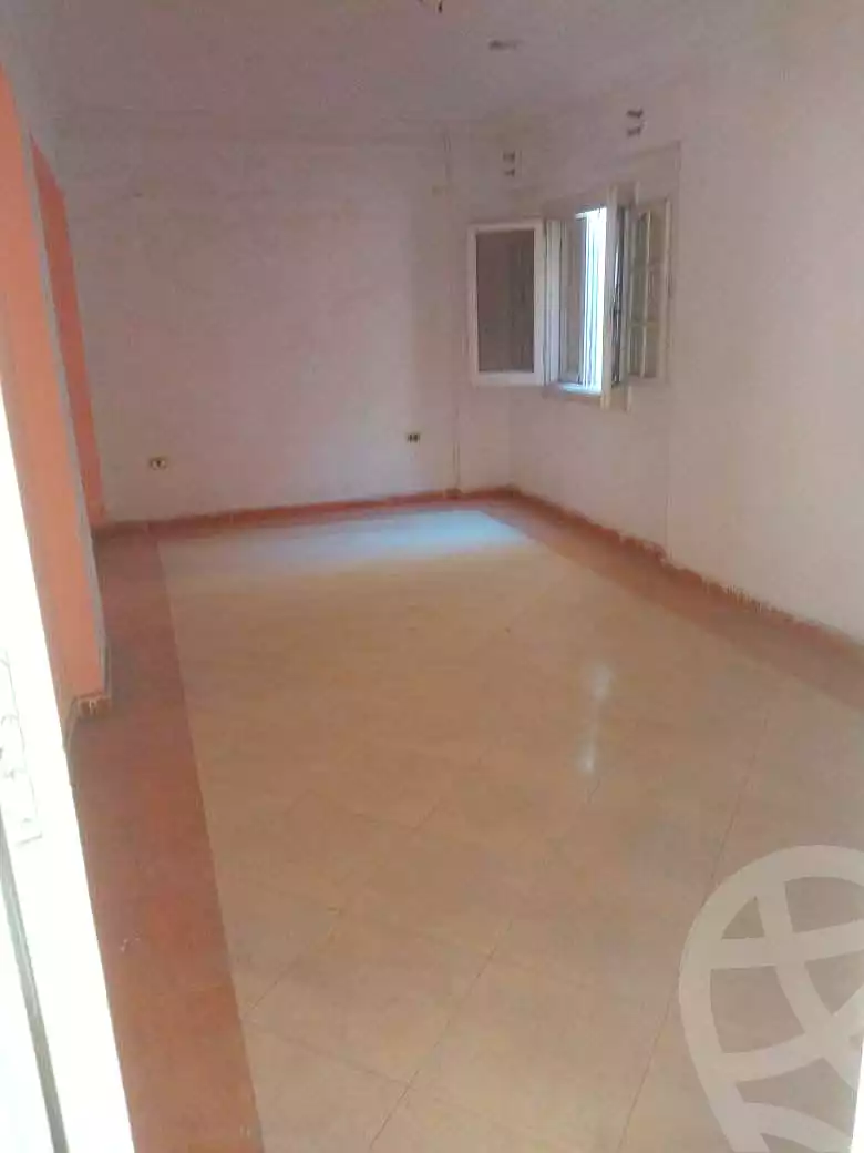 https://aqarmap.com.eg/ar/listing/6950646-for-rent-alexandria-al-agamy-el-hanouvel-el-kholafaa-el-rashdeen-st