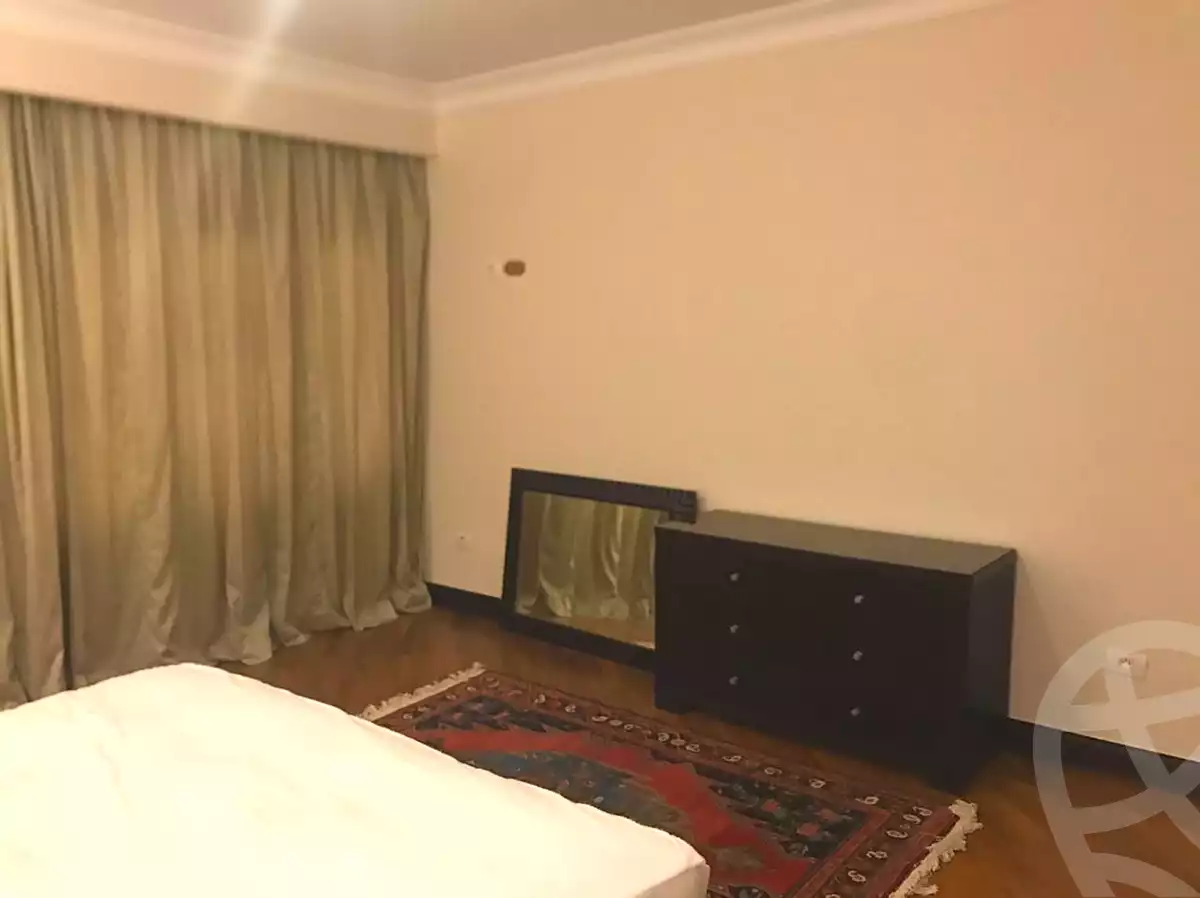 https://aqarmap.com.eg/ar/listing/6951981-for-rent-cairo-dokki-kwrnysh-lnyl