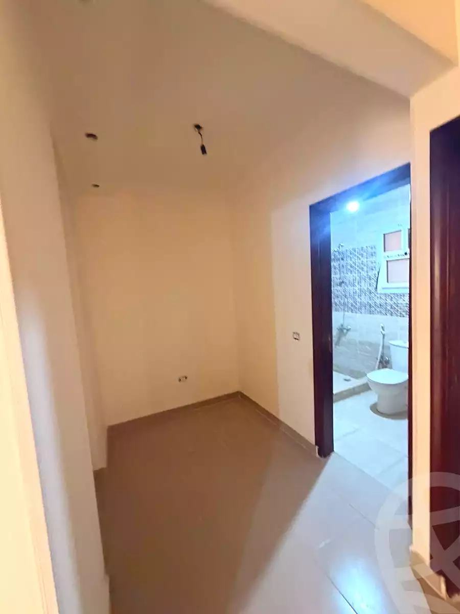 https://aqarmap.com.eg/ar/listing/6953102-for-rent-cairo-new-cairo-south-investors-al-gezira-st