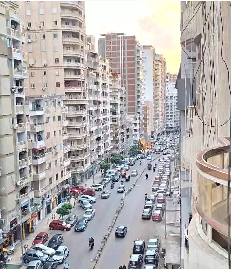 https://aqarmap.com.eg/ar/listing/6953221-for-sale-alexandria-sydy-bshr-sydy-bshr-bhry-ali-hipa-st