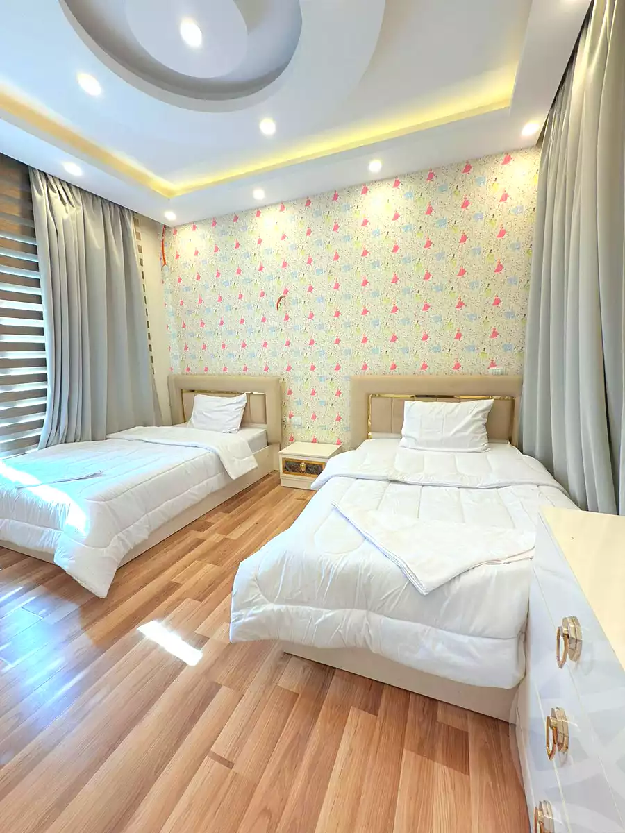 https://aqarmap.com.eg/ar/listing/6953453-for-sale-cairo-new-cairo-compounds-blm-hylz-qtmy-kstnshn