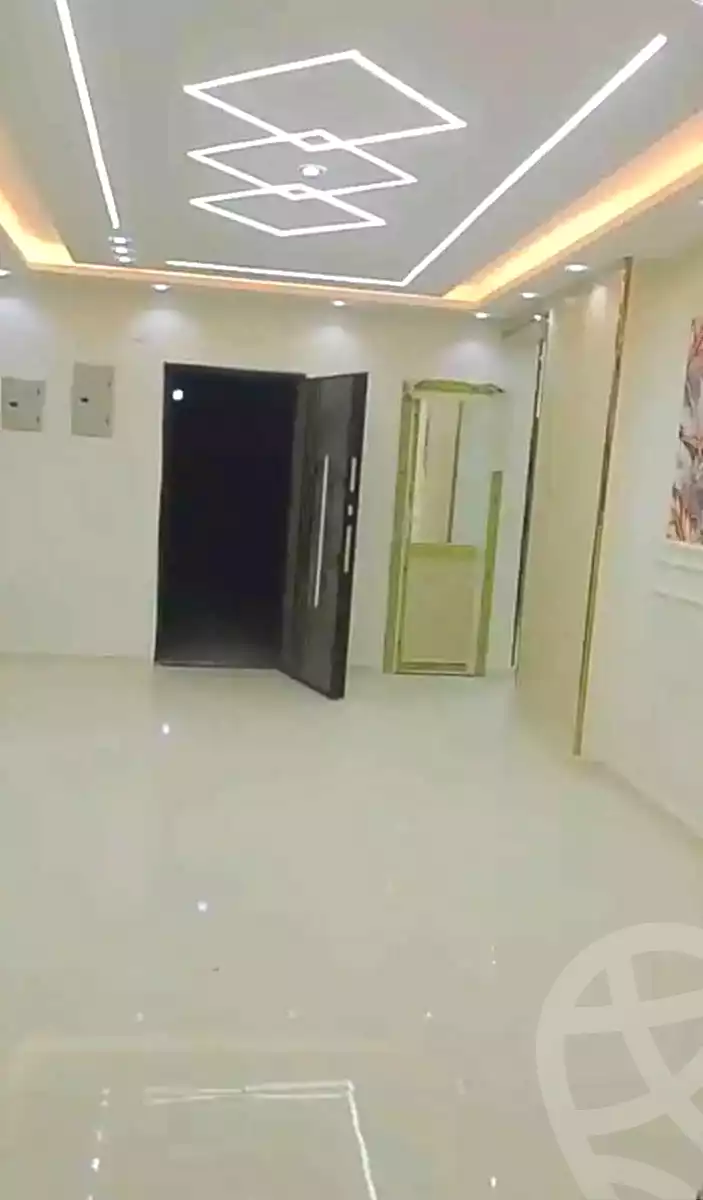 https://aqarmap.com.eg/ar/listing/6953906-for-sale-cairo-el-haram-el-maryotya-nazlet-el-seesy-st