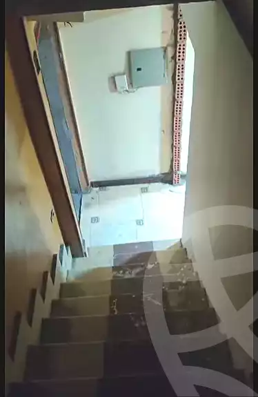 https://aqarmap.com.eg/ar/listing/6954068-for-sale-cairo-ain-shams-ahmed-esmat-st