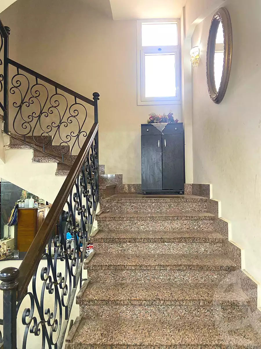https://aqarmap.com.eg/en/listing/6954634-for-sale-cairo-new-cairo-compounds-la-rose