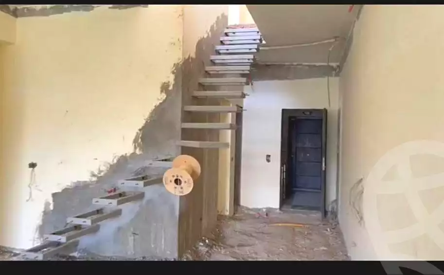 https://aqarmap.com.eg/en/listing/6954671-for-sale-cairo-new-cairo-compounds-galleria-moon-valley-compound-arabia