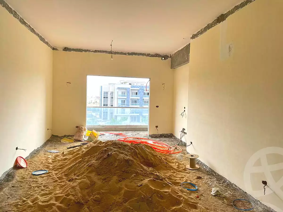 https://aqarmap.com.eg/en/listing/6954671-for-sale-cairo-new-cairo-compounds-galleria-moon-valley-compound-arabia
