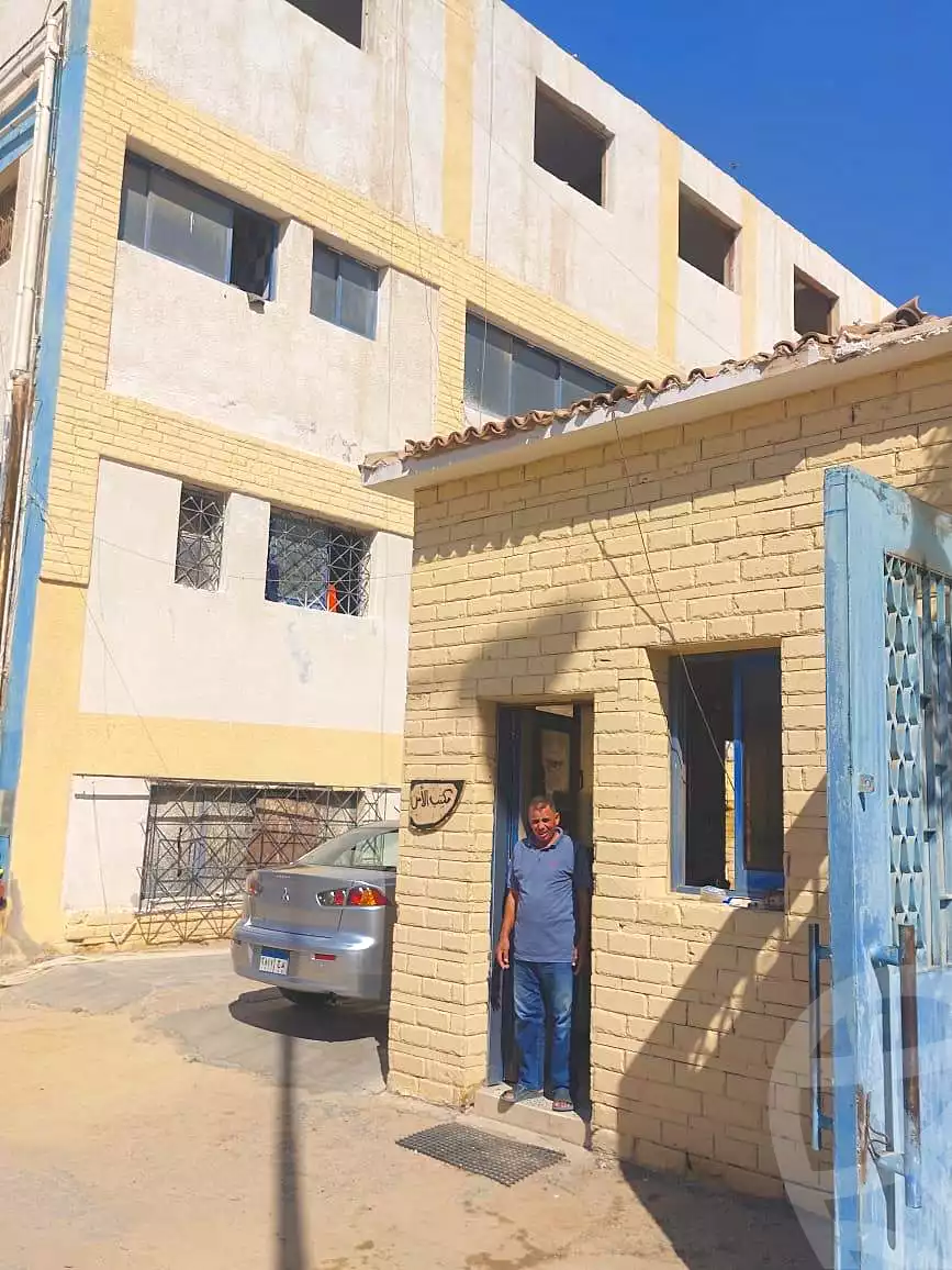 https://aqarmap.com.eg/ar/listing/6955190-for-sale-cairo-6th-of-october-el-mantqa-el-snaaaya-industrial-zone-1