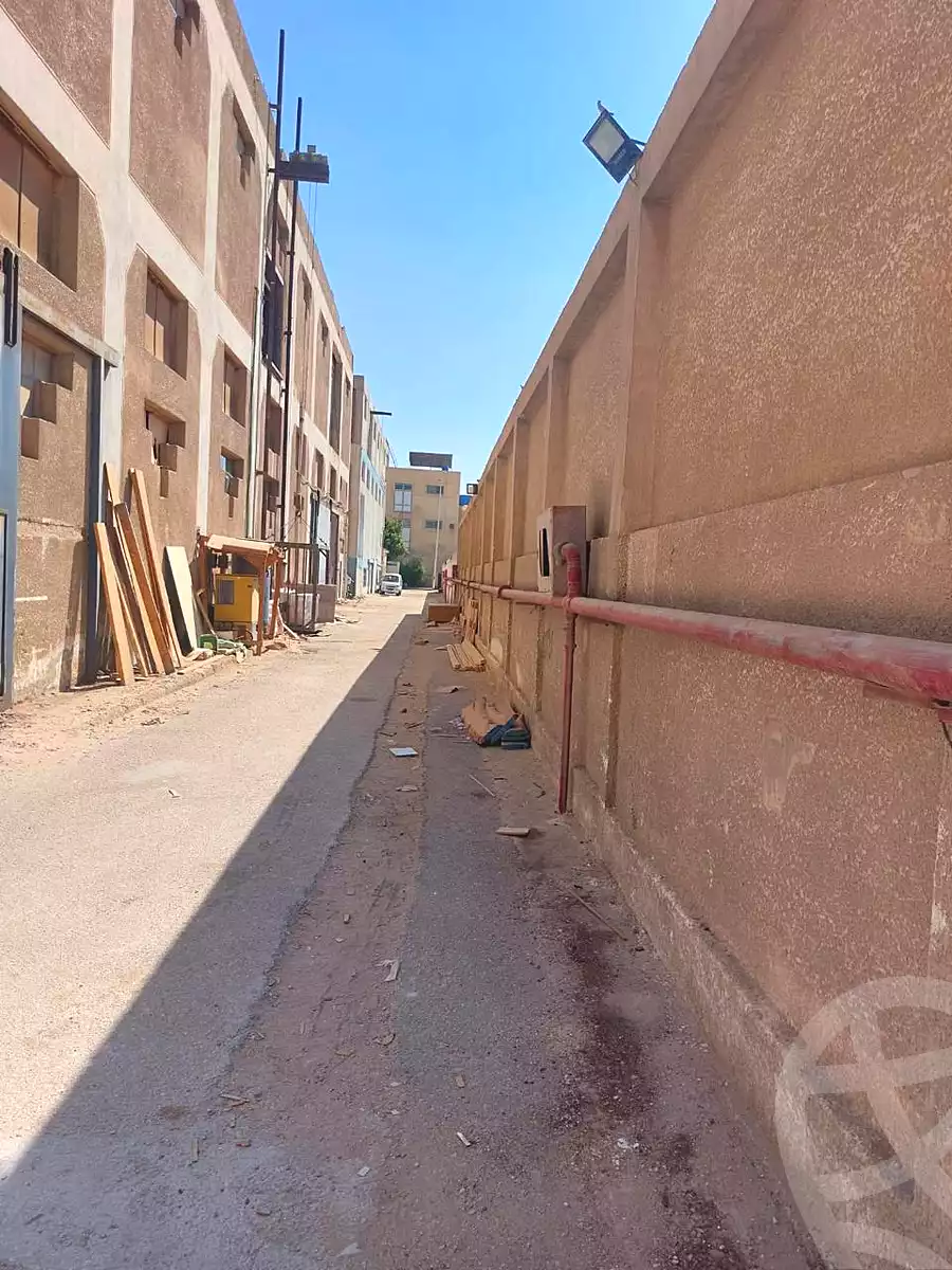 https://aqarmap.com.eg/ar/listing/6955190-for-sale-cairo-6th-of-october-el-mantqa-el-snaaaya-industrial-zone-1