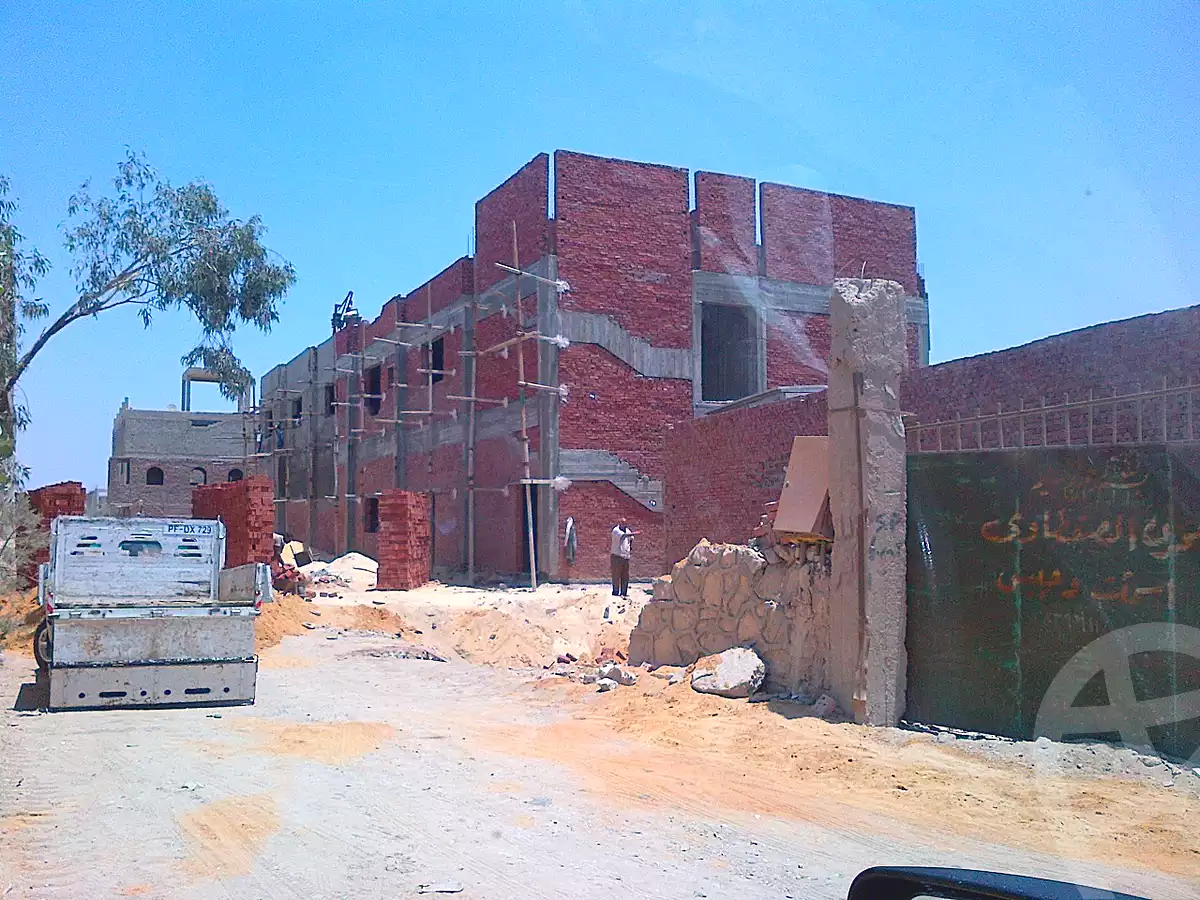 https://aqarmap.com.eg/en/listing/6955202-for-sale-cairo-el-sheikh-zayed-city-alex-cairo-desert-road