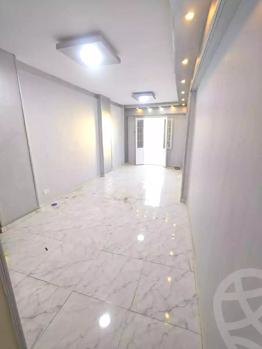 https://aqarmap.com.eg/en/listing/6955742-for-sale-alexandria-al-agamy-el-hanouvel-el-warsha-st