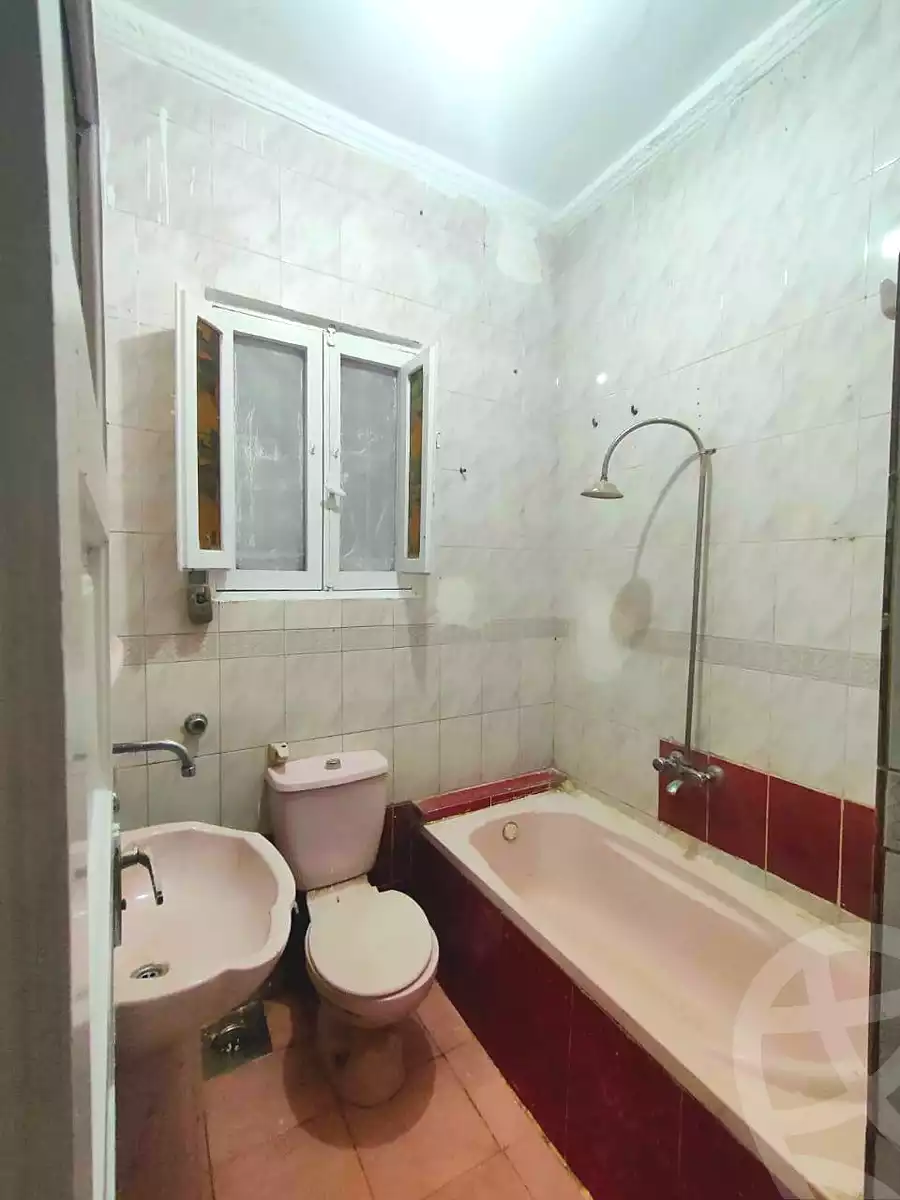 https://aqarmap.com.eg/en/listing/6955807-for-sale-alexandria-al-agamy-el-hanouvel-abo-bakr-el-sedeek-st