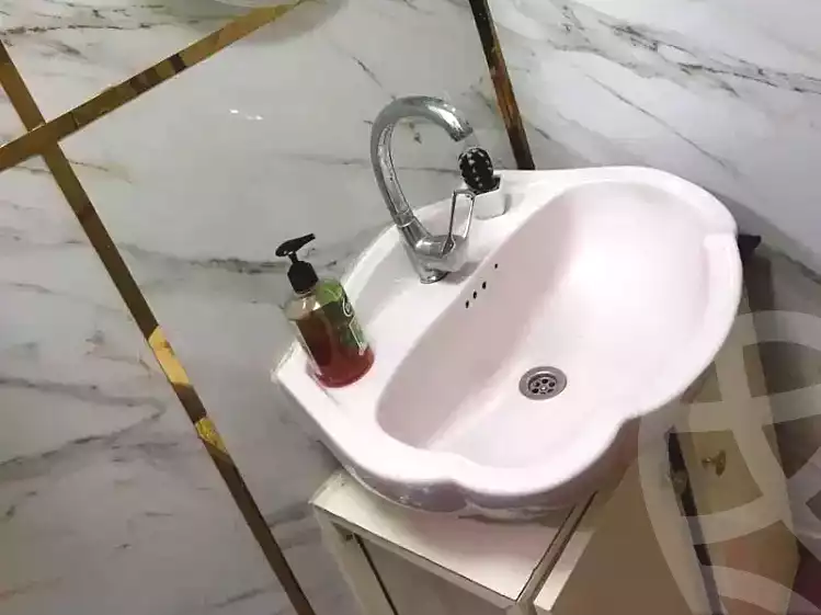 https://aqarmap.com.eg/ar/listing/6956008-for-sale-alexandria-sydy-bshr