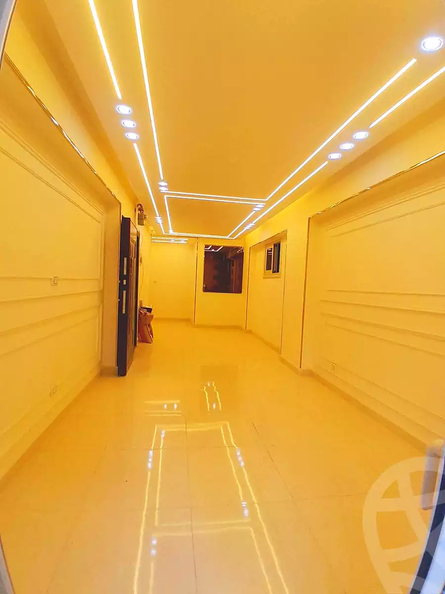 https://aqarmap.com.eg/ar/listing/6956139-for-sale-alexandria-sydy-bshr-sydy-bshr-bhry
