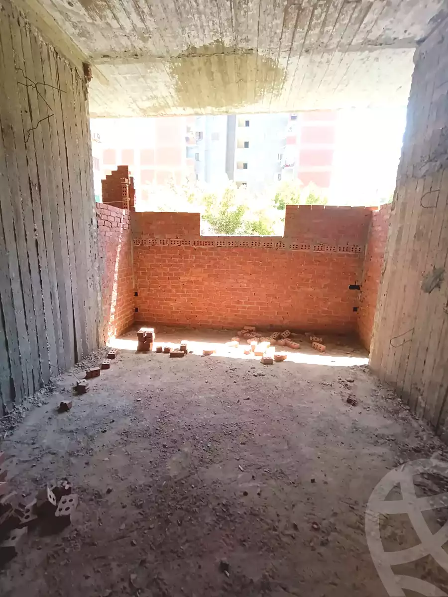https://aqarmap.com.eg/ar/listing/6956194-for-sale-alexandria-al-agamy-lbytsh-bianchiii-el-arbaeen-st