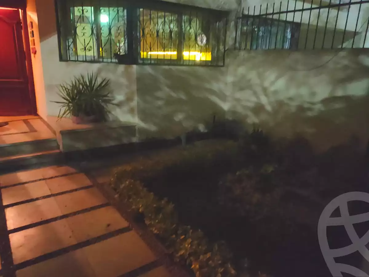 https://aqarmap.com.eg/ar/listing/6956825-for-sale-cairo-el-shorouk-compounds-joudya-mall