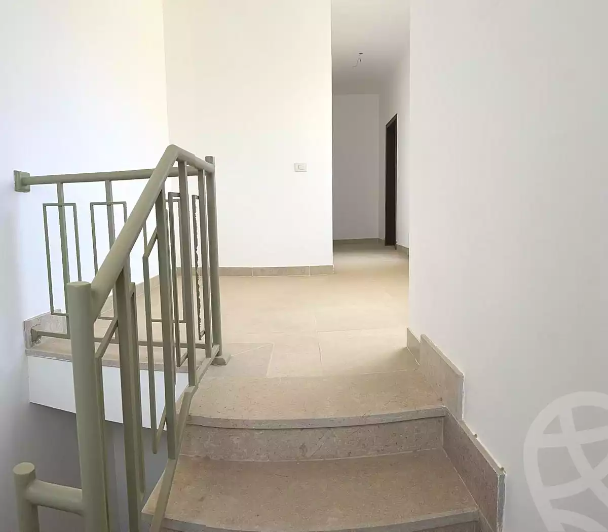https://aqarmap.com.eg/en/listing/6956848-for-sale-cairo-new-cairo-compounds-fifth-square