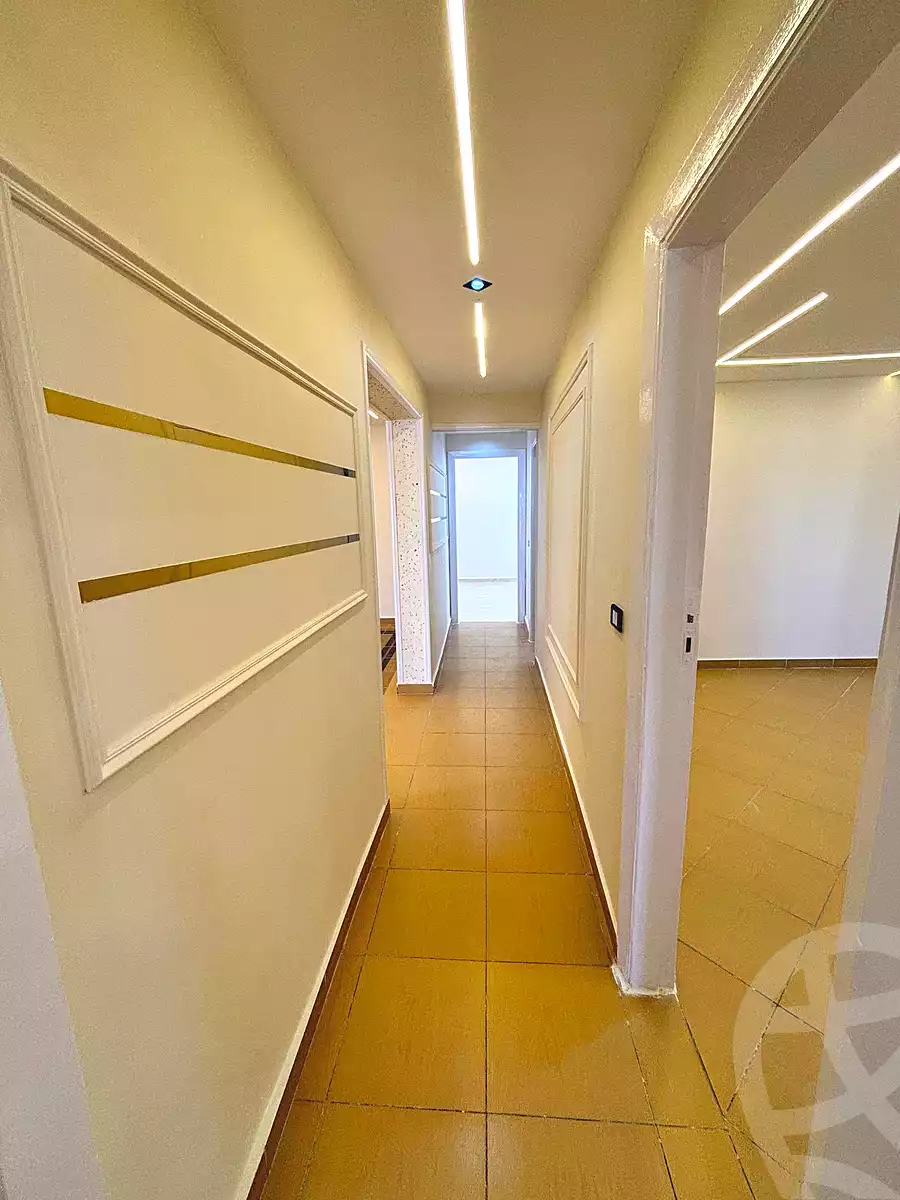 https://aqarmap.com.eg/ar/listing/6956955-for-sale-alexandria-miami-el-gaish-rd-st