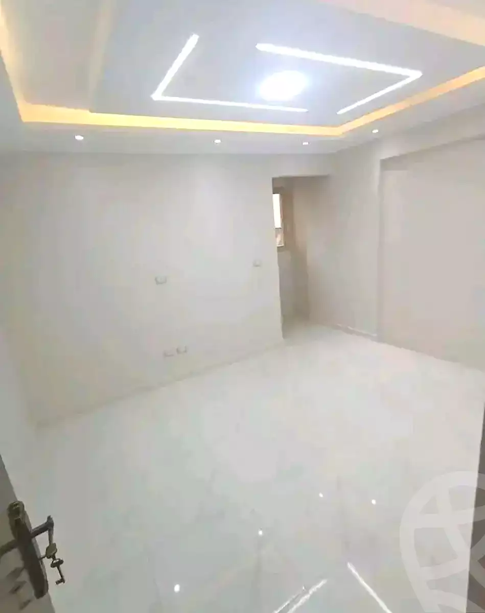 https://aqarmap.com.eg/ar/listing/6957428-for-sale-alexandria-sydy-bshr-sydy-bshr-bhry-street-16