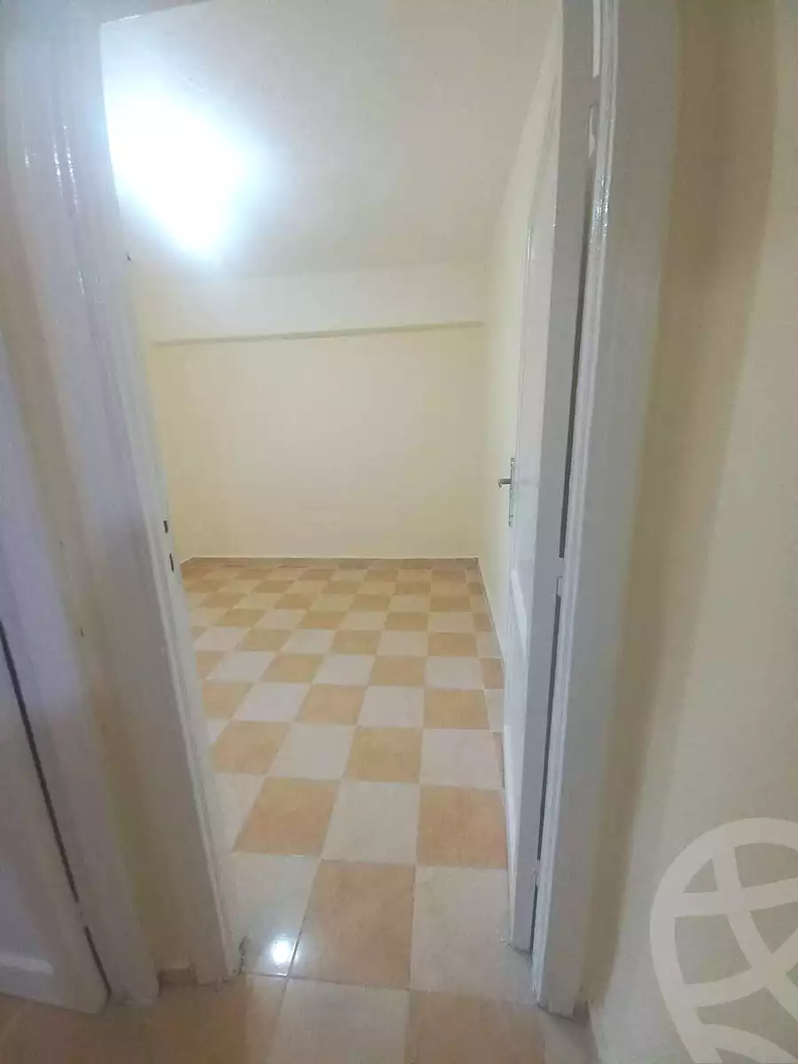 https://aqarmap.com.eg/en/listing/6957650-for-sale-alexandria-sydy-bshr-sydy-bshr-bhry-ali-hipa-st