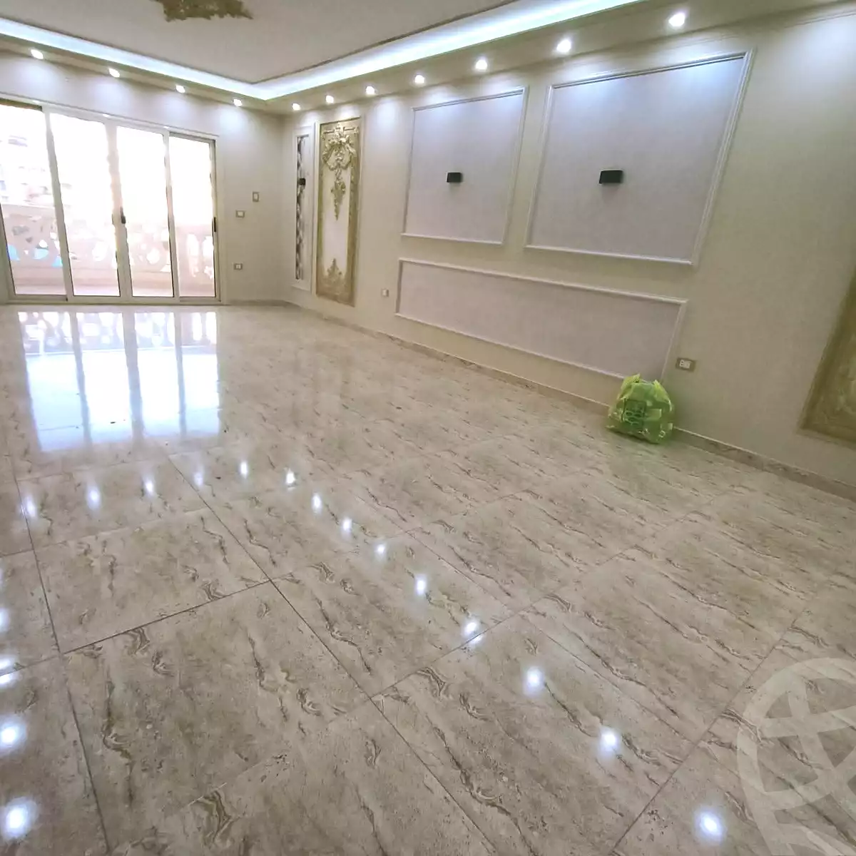 https://aqarmap.com.eg/ar/listing/6957691-for-sale-alexandria-al-agamy-lbytsh-bianchiii