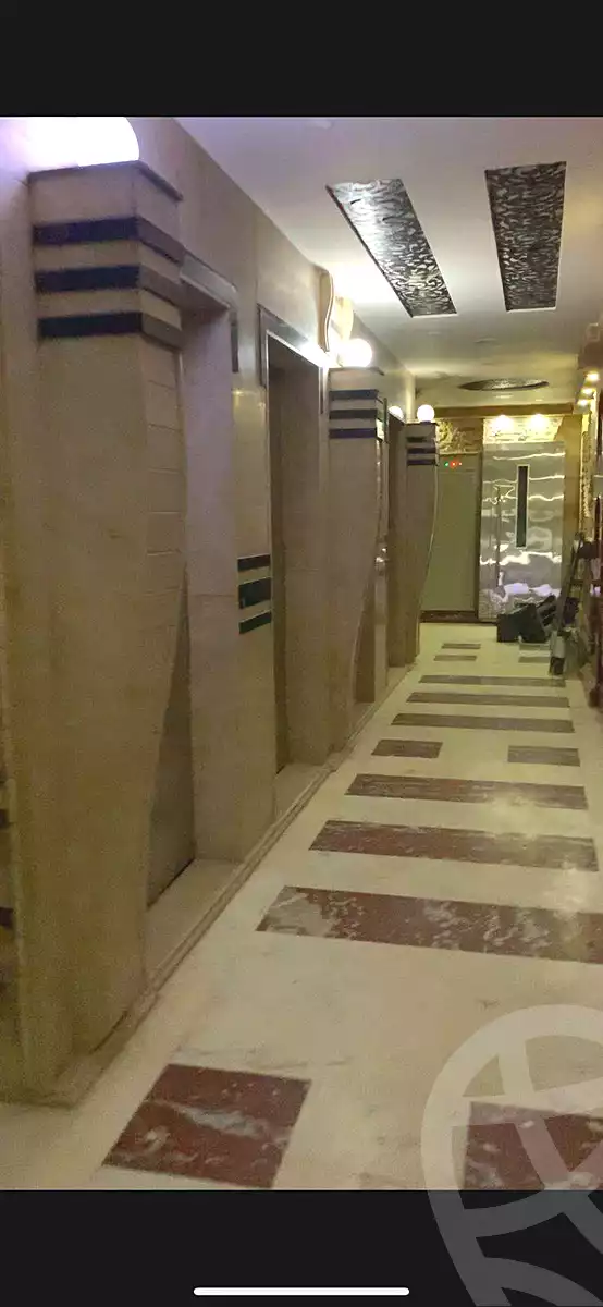 https://aqarmap.com.eg/ar/listing/6957801-for-rent-alexandria-new-miami-eskot