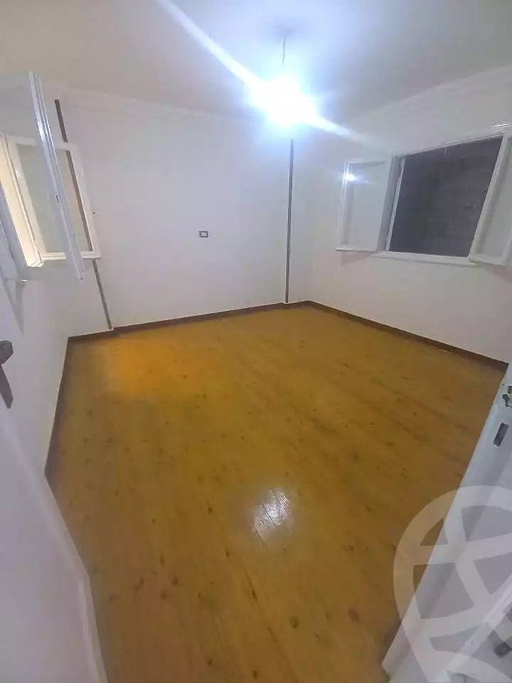 https://aqarmap.com.eg/ar/listing/6958237-for-sale-alexandria-el-mandara-shr-jml-bd-lnsr