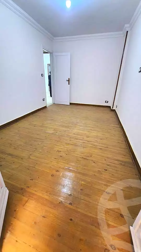 https://aqarmap.com.eg/ar/listing/6958237-for-sale-alexandria-el-mandara-shr-jml-bd-lnsr