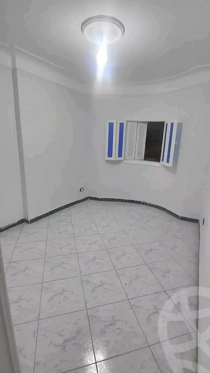 https://aqarmap.com.eg/ar/listing/6958243-for-sale-alexandria-sydy-bshr-sydy-bshr-bhry-gamal-abd-el-nasir-st