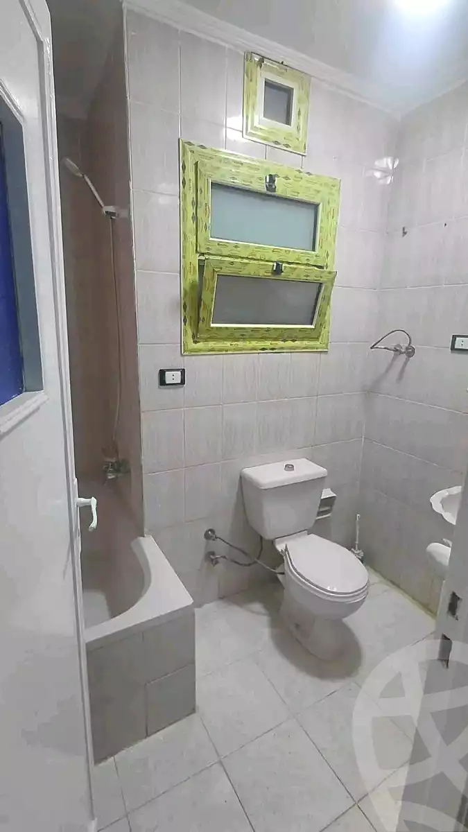 https://aqarmap.com.eg/ar/listing/6958243-for-sale-alexandria-sydy-bshr-sydy-bshr-bhry-gamal-abd-el-nasir-st