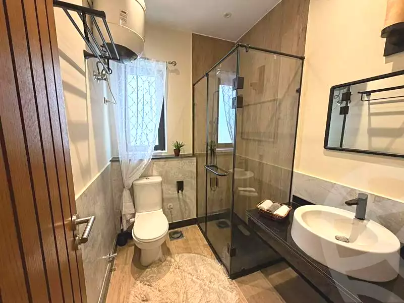 https://aqarmap.com.eg/en/listing/6958378-for-rent-cairo-new-cairo-compounds-lakeview-residence