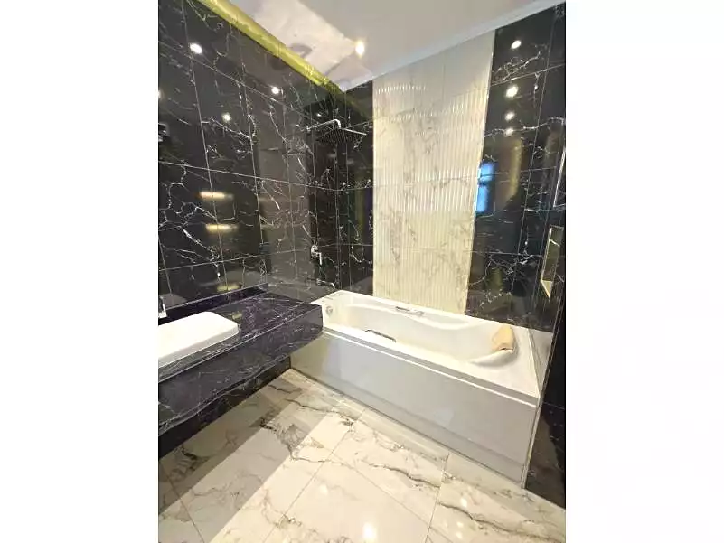 https://aqarmap.com.eg/ar/listing/6958395-for-rent-cairo-new-cairo-compounds-azzar