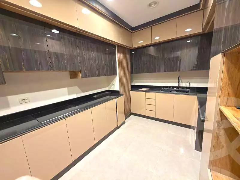 https://aqarmap.com.eg/ar/listing/6958395-for-rent-cairo-new-cairo-compounds-azzar