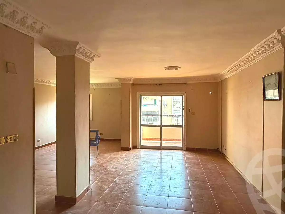 https://aqarmap.com.eg/ar/listing/6958938-for-sale-cairo-heliopolis-ard-el-golf-el-nozha-st
