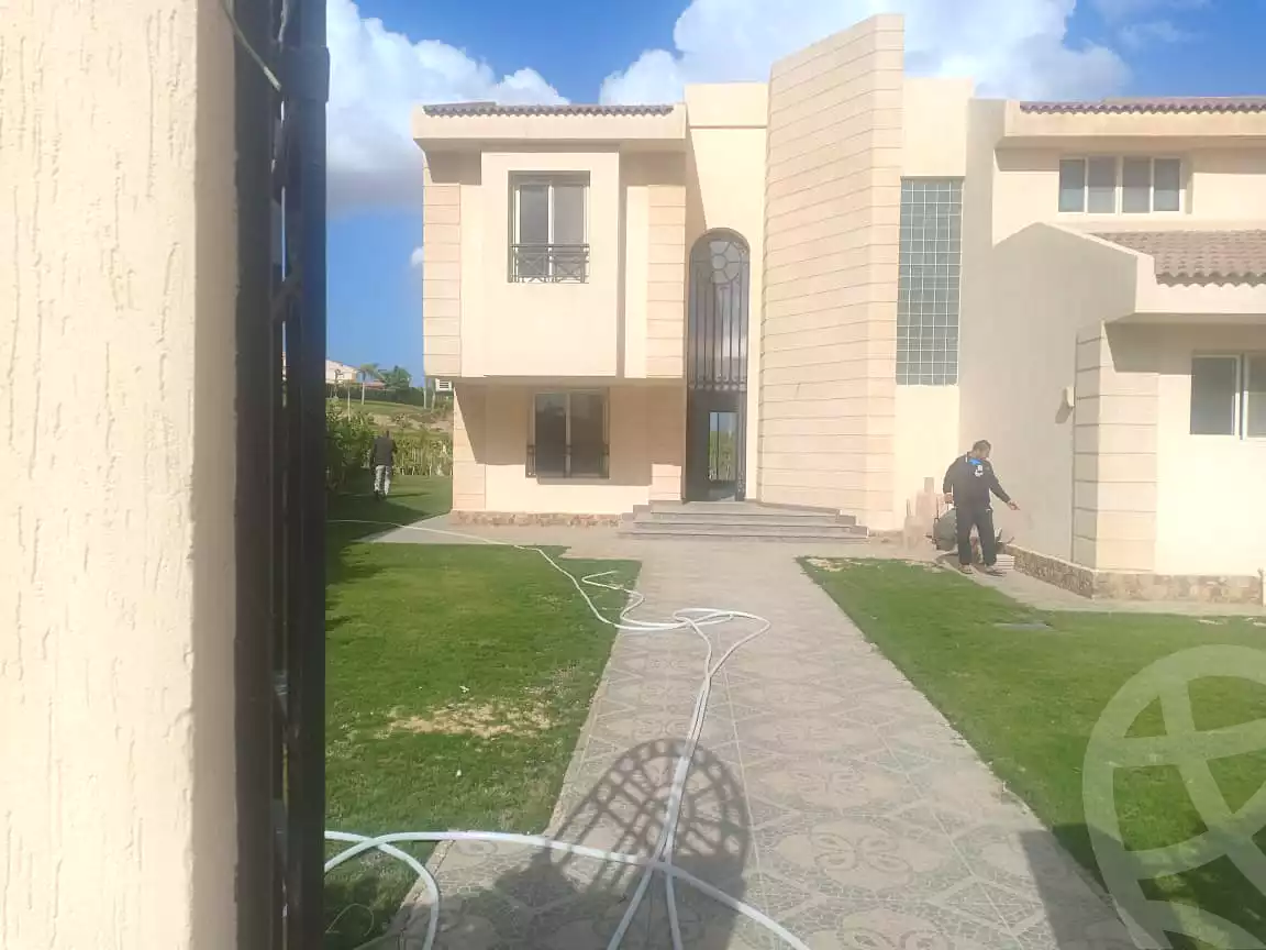 فيلا بـ٣ غرف نوم في الربوة، صورة ١٣ من ١٩