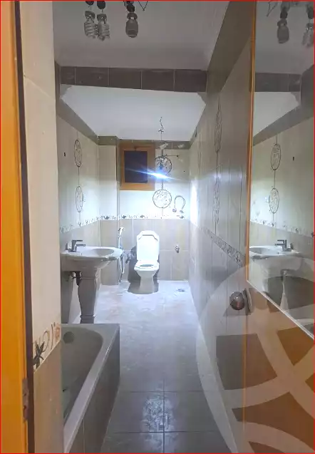 https://aqarmap.com.eg/ar/listing/6960109-for-sale-cairo-helwan-helwan-el-sharkeya-thabit-basha-st