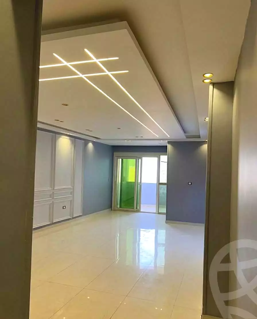 https://aqarmap.com.eg/ar/listing/6960489-for-sale-alexandria-moharram-bey-kanal-al-mahmoudeya-al-bahri-st