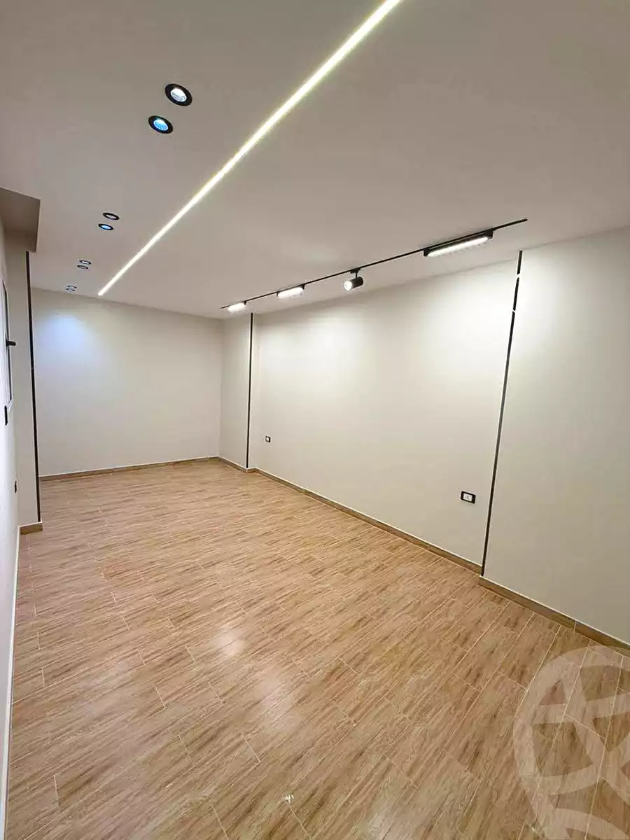 https://aqarmap.com.eg/ar/listing/6960957-for-sale-alexandria-al-agamy-lbytsh