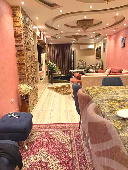 https://aqarmap.com.eg/ar/listing/6961044-for-sale-cairo-helwan-helwan-el-sharkeya-heidar-st