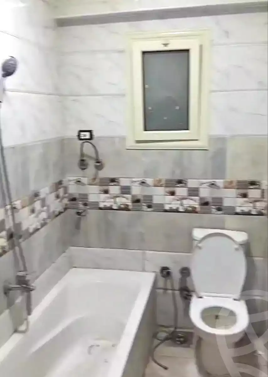 https://aqarmap.com.eg/en/listing/6961229-for-sale-alexandria-new-miami-street-10
