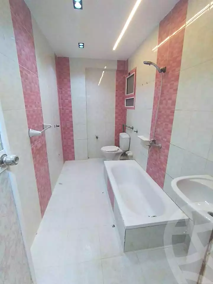 https://aqarmap.com.eg/ar/listing/6962149-for-sale-alexandria-lsywf-el-falki
