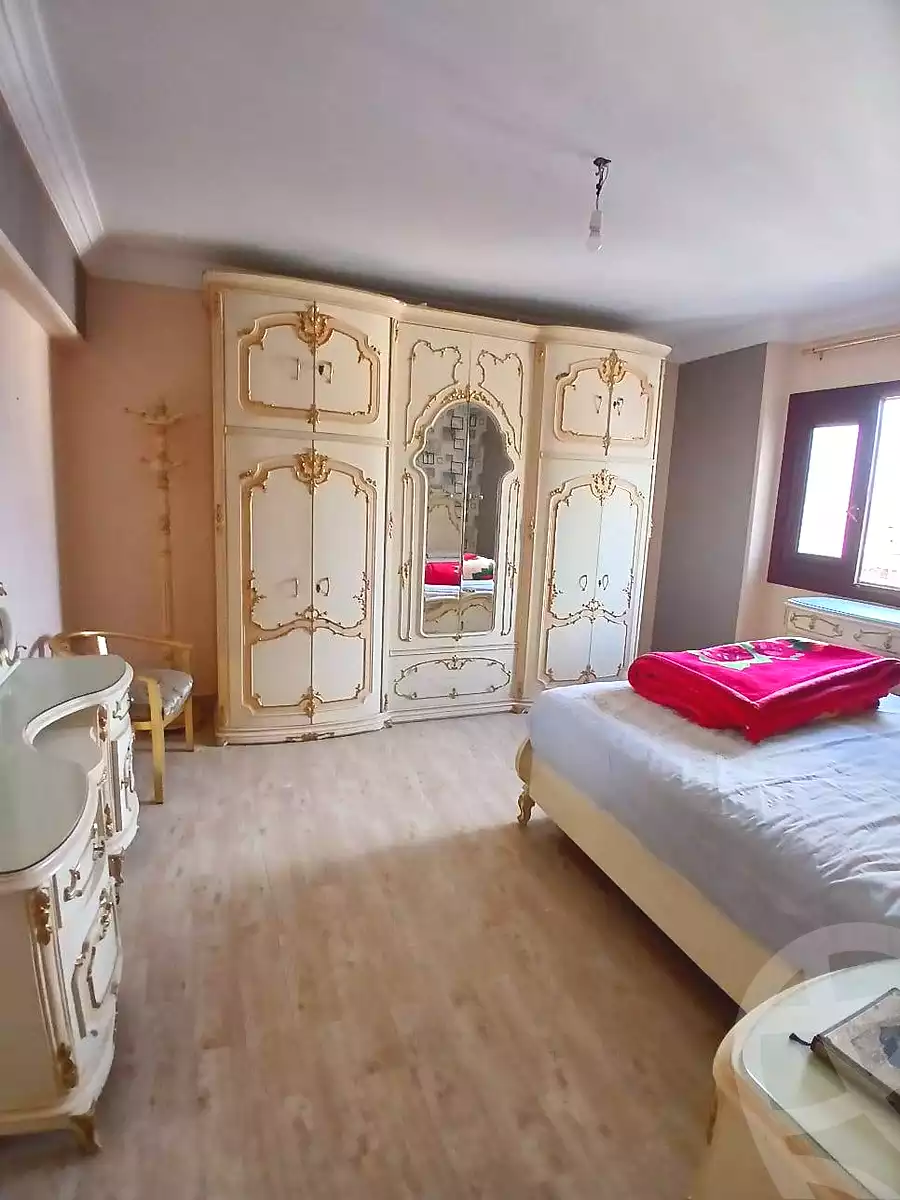 https://aqarmap.com.eg/en/listing/6963093-for-rent-alexandria-lauran