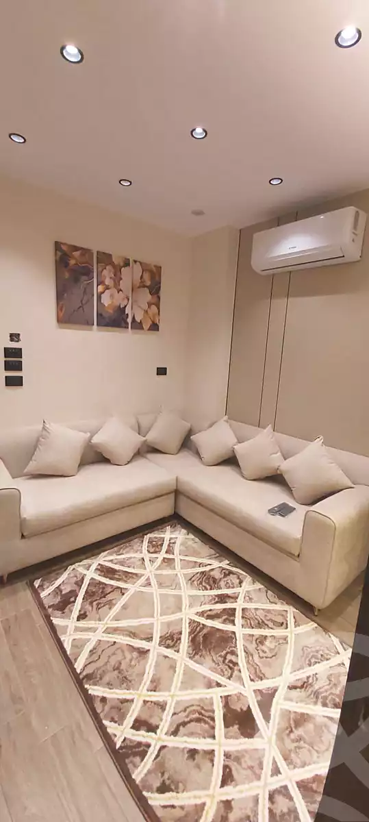 https://aqarmap.com.eg/ar/listing/6963600-for-sale-cairo-6th-of-october-el-ahyaa-neighborhood-1st-eighth-neighborhood