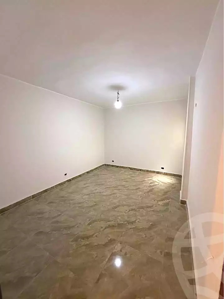 https://aqarmap.com.eg/ar/listing/6963799-for-sale-alexandria-sydy-bshr-sydy-bshr-bhry-street-16