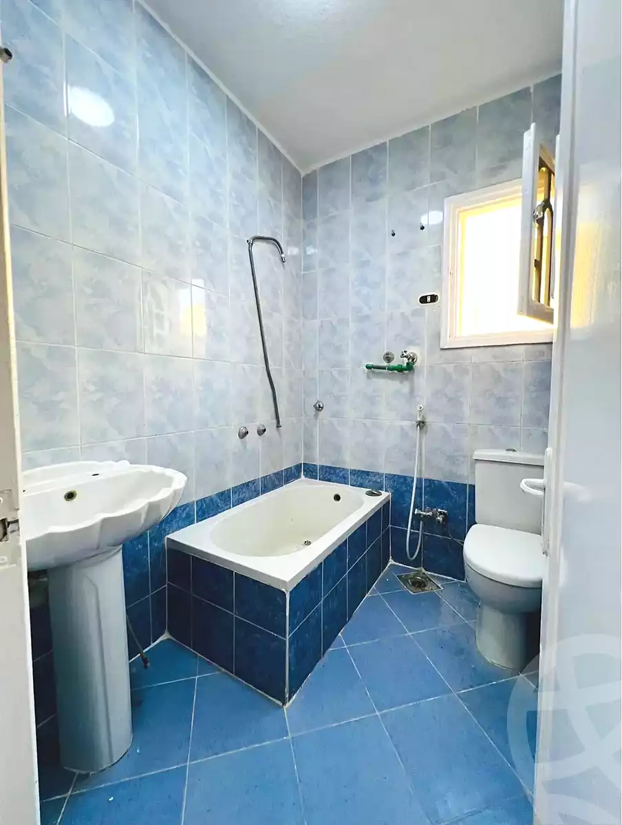 https://aqarmap.com.eg/ar/listing/6963803-for-sale-alexandria-al-agamy-shataa-el-nakheel