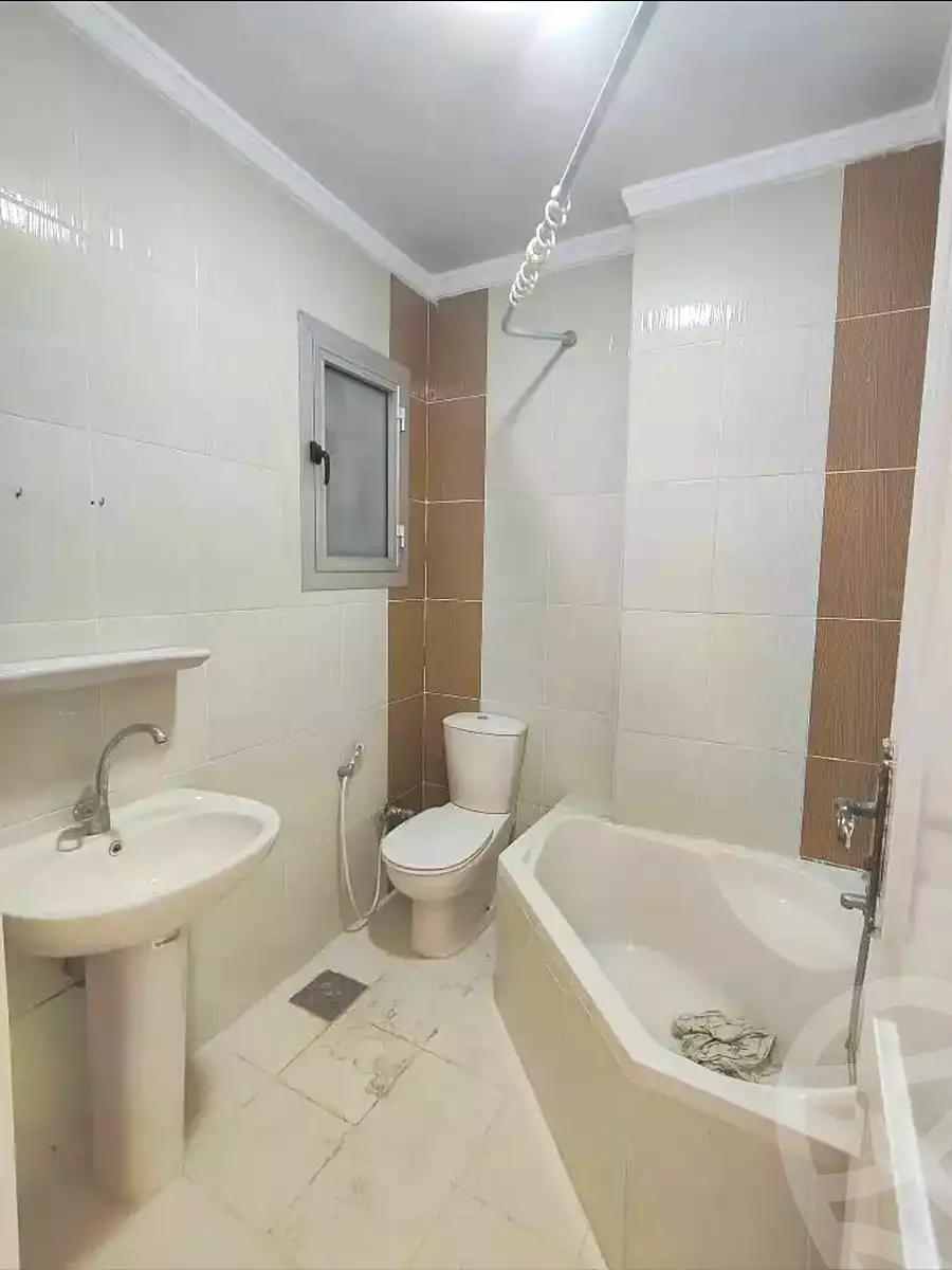 https://aqarmap.com.eg/ar/listing/6963856-for-sale-alexandria-sydy-bshr-sydy-bshr-bhry-khalil-hamada-st