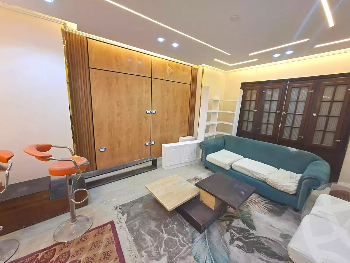 https://aqarmap.com.eg/en/listing/6963924-for-sale-cairo-helwan-helwan-el-sharkeya-mostafa-safwat-st